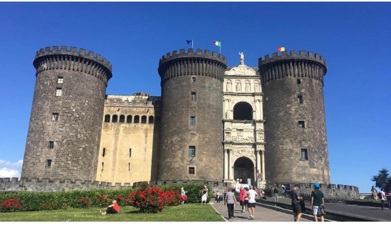 La Casetta su Spaccanapoli Esterno foto